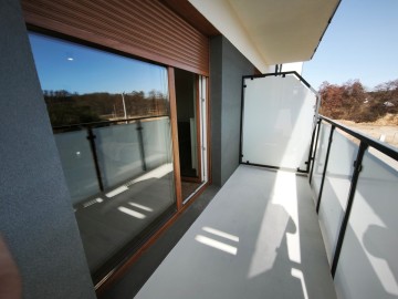 Wynajmę nowoczesne-umeblowane mieszkanie w Ślesinie-1 piętro