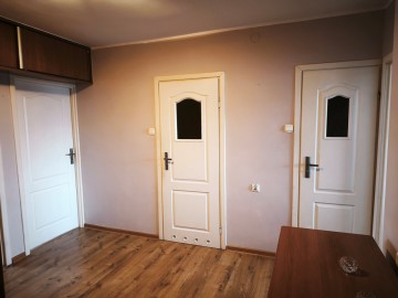 3 pokojowe, rozkładowe mieszkanie z balkonem -os. Chorzeń