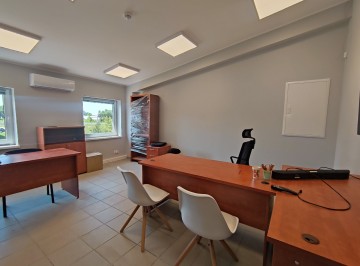 Hala produkcyjno-magazynowa z pom. biurowymi i placem -Konin