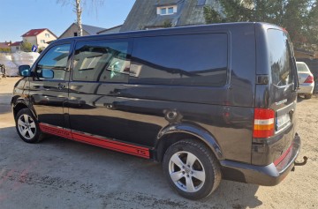 Volkswagen Transporter T5 2.5 TDI Long Brygadówka 6 osobowa