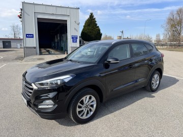 Hyundai Tucson 1.6 BENZYNA Klimatronik Nawigacja Kamera Ledy