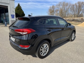 Hyundai Tucson 1.6 BENZYNA Klimatronik Nawigacja Kamera Ledy