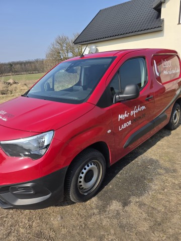 Opel Combo 2021r, 1.5 Diesel ,nowy rozrząd