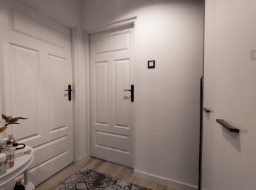 3 pok. mieszkanie-1 piętro-po generalnym remoncie-umeblowane