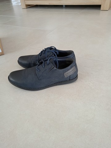 P&oacute;łbuty chłopięce rozm. 37 używane