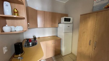 Lokal usługowo-biurowy, 1 piętro, pow. 150m2 -Star&oacute;wka