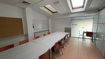 Lokal usługowo-biurowy, 1 piętro, pow. 150m2 -Star&oacute;wka