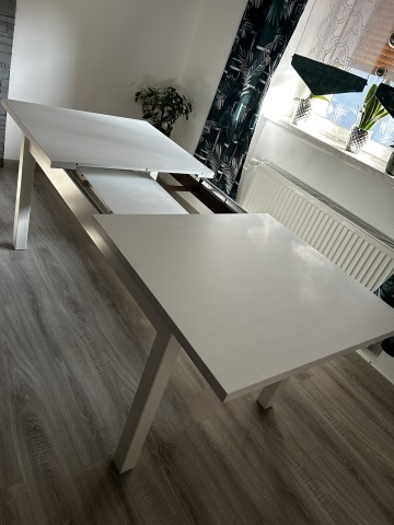 Sprzedam st&oacute;ł i ławę