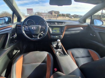 Toyota Avensis 1.8 147KM FULL LED Sk&oacute;ra Kamera Navi Salon Po