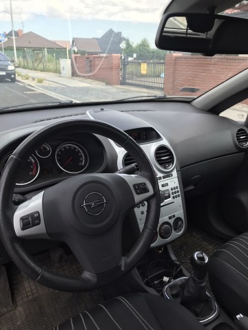 Opel Corsa D 1.2 2009
