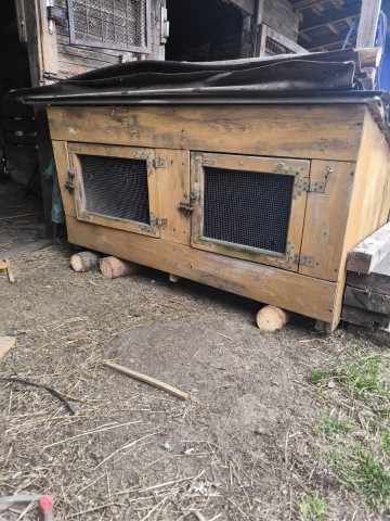 Klatka dla kr&oacute;lik&oacute;w