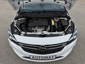 Opel Astra 1.4 BENZYNA Klimatronik Nawigacja Kamera Ledy HAK