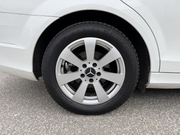 Mercedes C SALON POLSKA Klimatronik Nawigacja Xenon Ledy