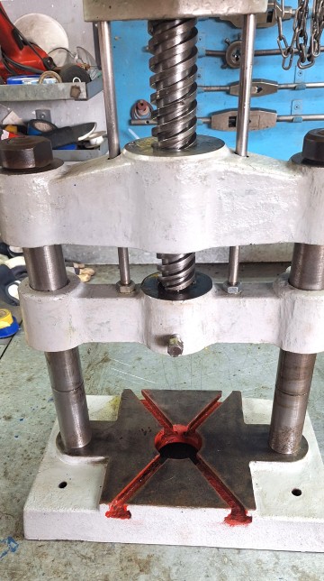 Prasa mimośrodowa 3 tony