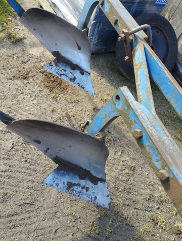 Sprzedam pług trzy skibowy Raberweng