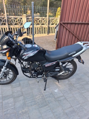 Sprzedam  Motorower Barton Cena 2000zł