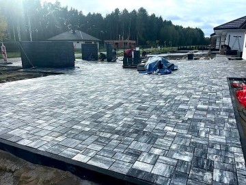 Układanie kostki Brukowej