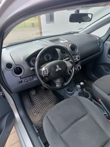 Mitsubishi Colt 1.3 95 Km 2011