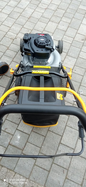 Kosiarka spalinowa z napędem