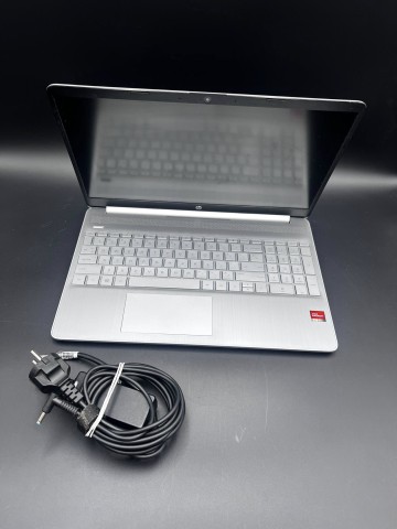 Laptop HP 15-EQ2400NW 8/250 GB