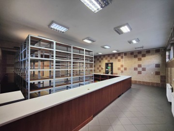 Do wynajęcia lokal handlowo-usługowy-Konin-ul. Jana Pawła II