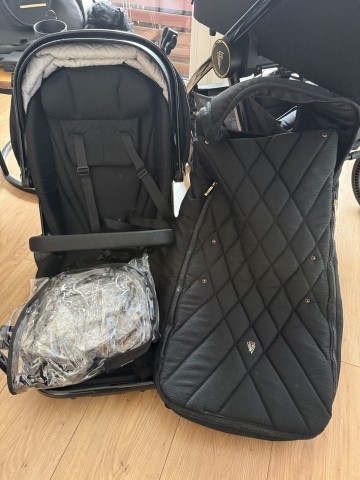 W&oacute;zek Venicci Tinium Upline