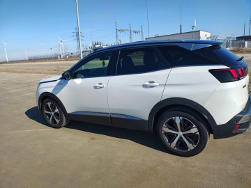 Sprzedam Peugot 3008