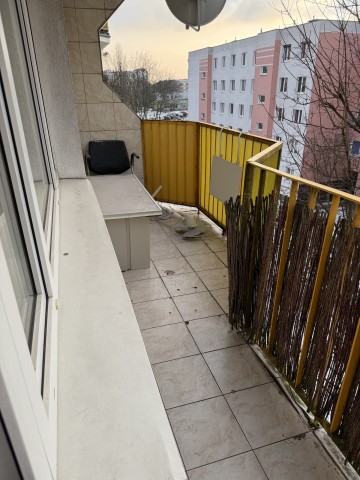 72m2 mieszkanie na sprzedaż