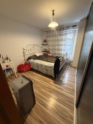 72m2 mieszkanie na sprzedaż