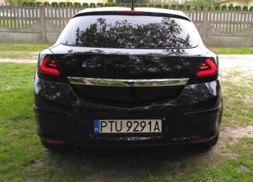 Opel Astra H III GTC 1.9 CDTI 150KM