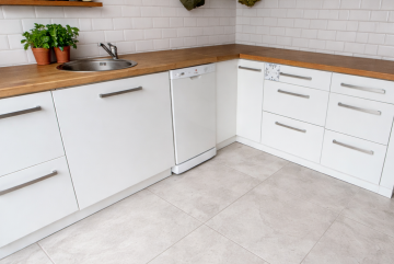 Meble kuchenne narożnikowe + zmywarka  Możliwy dow&oacute;z