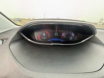 SPRZEDAM Peugeot 3008   2019 rok, 1.5 BlueHDi