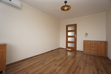 11 Listopada - 2 piętro - 48 m2