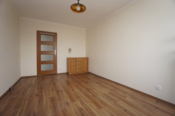 11 Listopada - 2 piętro - 48 m2