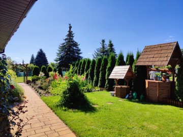 Sprzedam działkę ROD z pięknym ogrodem i domkiem po remoncie