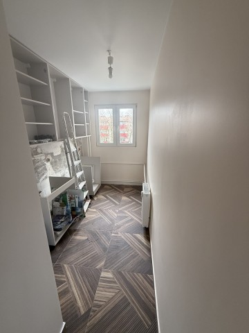 3 pok. mieszkanie z balkonem, po remoncie, niski blok