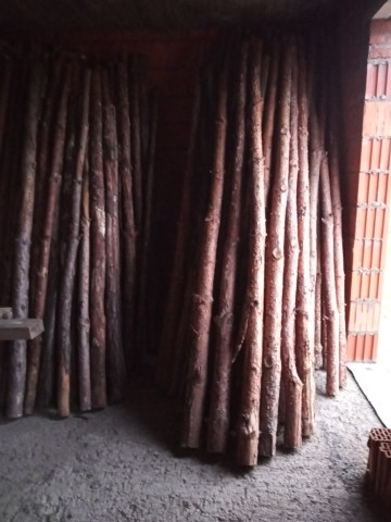 Sprzedam stemple drewniane oraz podciągi do szalowania