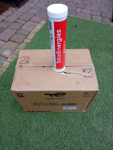 Sprzedam olej hydrauliczny Total Szkoła 32