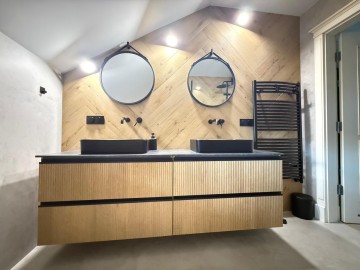 Wyjątkowa rezydencja z dużym ogrodem i kortem tenisowym