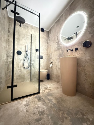 Wyjątkowa rezydencja z dużym ogrodem i kortem tenisowym