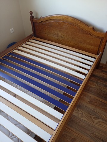 Sprzedam łóżko debowe