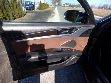 AUDI S8 4.0 BENZ FUL OPCJA