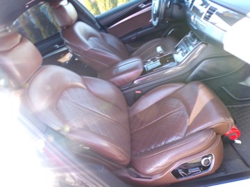 AUDI S8 4.0 BENZ FUL OPCJA