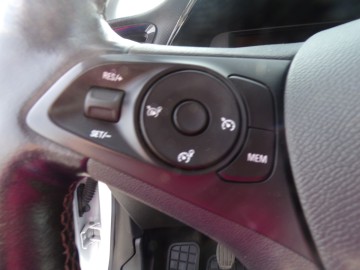 OPEL CORSA F 1.2 BENZ NAVI ALU KAMERA