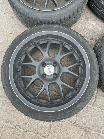 Felgi aluminiowe r 17 z oponami letnimi