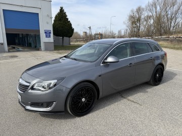 Opel Insignia 1.6 BENZYNA Klimatronik Nawigacja Kamera Ledy