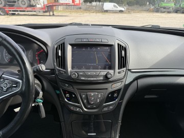 Opel Insignia 1.6 BENZYNA Klimatronik Nawigacja Kamera Ledy