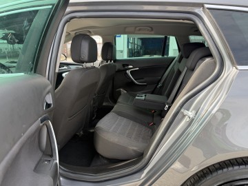 Opel Insignia 1.6 BENZYNA Klimatronik Nawigacja Kamera Ledy