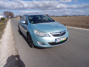 OPEL ASTRA J 1.4 BENZ