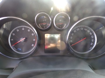 OPEL ASTRA J 1.4 BENZ